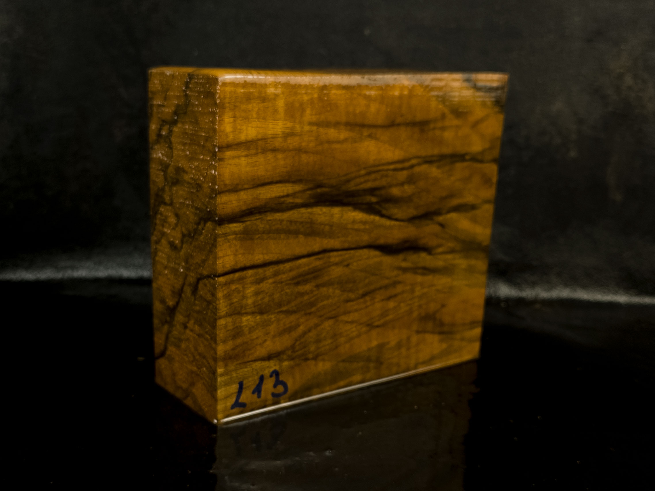 L13 - Messergriff L13 - Messergriff